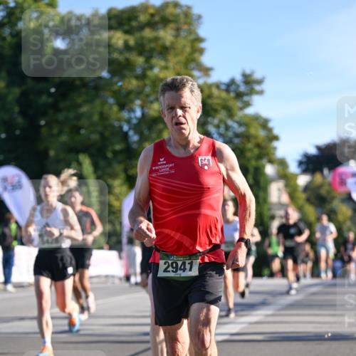 07.09.2025 - BARMER Alsterlauf Dr. Thomas Lammeyer http://msf.ph/oto/8707997 07.09.2025 09:29:27 Laufen 2941 meine-sportfotos.de