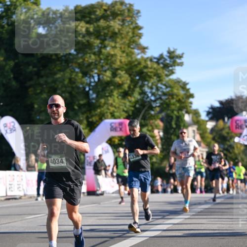 07.09.2025 - BARMER Alsterlauf Dr. Thomas Lammeyer http://msf.ph/oto/8708029 07.09.2025 09:29:32 Laufen 4034, 4336 meine-sportfotos.de