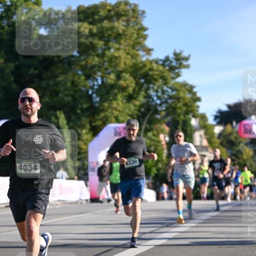 07.09.2025 - BARMER Alsterlauf Dr. Thomas Lammeyer http://msf.ph/oto/8708032 07.09.2025 09:29:32 Laufen 4034, 4336, 45 meine-sportfotos.de