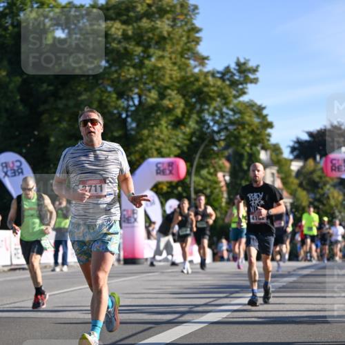 07.09.2025 - BARMER Alsterlauf Dr. Thomas Lammeyer http://msf.ph/oto/8708046 07.09.2025 09:29:35 Laufen 842, 2711, 4162 meine-sportfotos.de