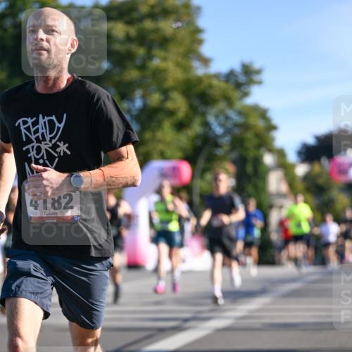 07.09.2025 - BARMER Alsterlauf Dr. Thomas Lammeyer http://msf.ph/oto/8708059 07.09.2025 09:29:38 Laufen 4182, 654 meine-sportfotos.de