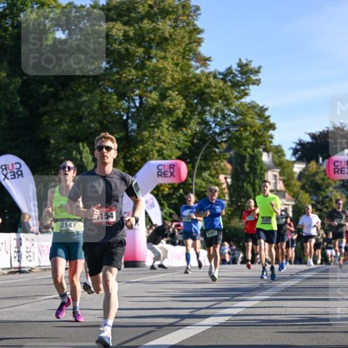 07.09.2025 - BARMER Alsterlauf Dr. Thomas Lammeyer http://msf.ph/oto/8708071 07.09.2025 09:29:40 Laufen 2147, 154, 5067, 2383 meine-sportfotos.de