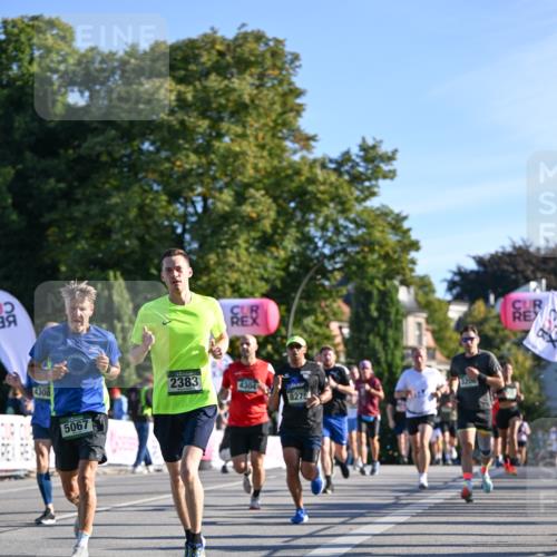 07.09.2025 - BARMER Alsterlauf Dr. Thomas Lammeyer http://msf.ph/oto/8708081 07.09.2025 09:29:43 Laufen 4308, 5067, 2383, 4304, 8275, 549, 3206 meine-sportfotos.de