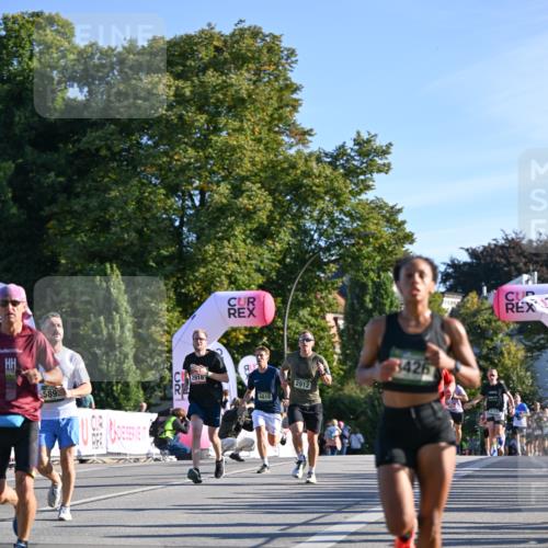07.09.2025 - BARMER Alsterlauf Dr. Thomas Lammeyer http://msf.ph/oto/8708111 07.09.2025 09:29:49 Laufen 2918, 589, 4010, 2912, 3426 meine-sportfotos.de