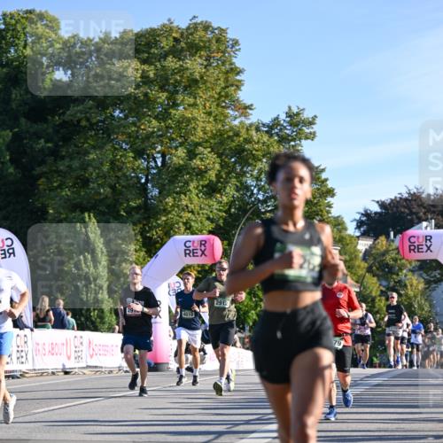 07.09.2025 - BARMER Alsterlauf Dr. Thomas Lammeyer http://msf.ph/oto/8708115 07.09.2025 09:29:49 Laufen 29, 4010, 2912, 5725 meine-sportfotos.de