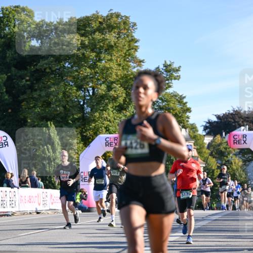 07.09.2025 - BARMER Alsterlauf Dr. Thomas Lammeyer http://msf.ph/oto/8708116 07.09.2025 09:29:50 Laufen 426, 2918, 4010, 2912, 5179 meine-sportfotos.de