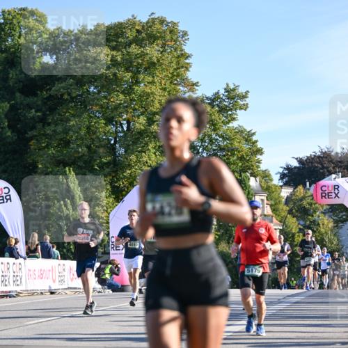 07.09.2025 - BARMER Alsterlauf Dr. Thomas Lammeyer http://msf.ph/oto/8708117 07.09.2025 09:29:50 Laufen 1, 18, 4010, 5179, 3823 meine-sportfotos.de