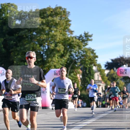 07.09.2025 - BARMER Alsterlauf Dr. Thomas Lammeyer http://msf.ph/oto/8708165 07.09.2025 09:29:58 Laufen 3823, 15725, 5487 meine-sportfotos.de