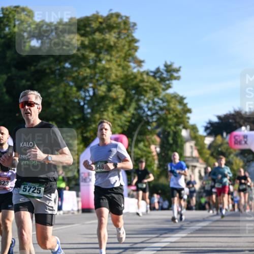 07.09.2025 - BARMER Alsterlauf Dr. Thomas Lammeyer http://msf.ph/oto/8708167 07.09.2025 09:29:58 Laufen 823, 15725, 548 meine-sportfotos.de