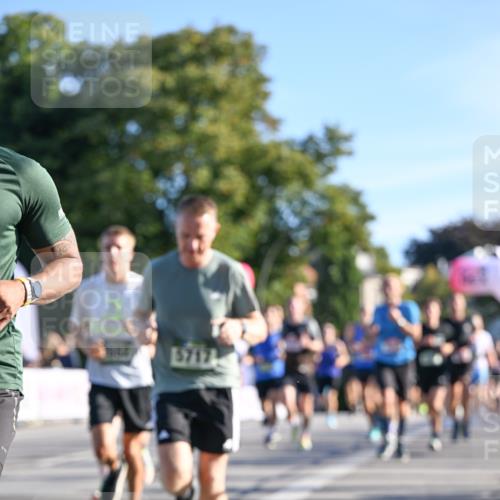 07.09.2025 - BARMER Alsterlauf Dr. Thomas Lammeyer http://msf.ph/oto/8708245 07.09.2025 09:30:11 Laufen 5717 meine-sportfotos.de