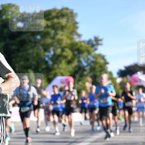 07.09.2025 - BARMER Alsterlauf Dr. Thomas Lammeyer http://msf.ph/oto/8708251 07.09.2025 09:30:12 Laufen  meine-sportfotos.de