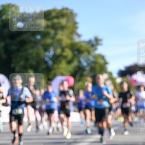07.09.2025 - BARMER Alsterlauf Dr. Thomas Lammeyer http://msf.ph/oto/8708253 07.09.2025 09:30:12 Laufen 86 meine-sportfotos.de