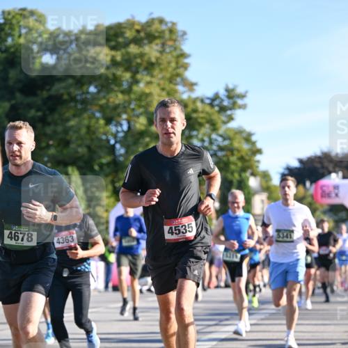 07.09.2025 - BARMER Alsterlauf Dr. Thomas Lammeyer http://msf.ph/oto/8708272 07.09.2025 09:30:15 Laufen 36, 4678, 4363, 4535, 15316 meine-sportfotos.de