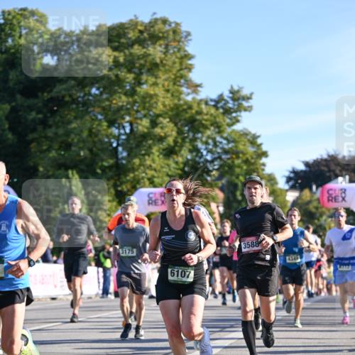 07.09.2025 - BARMER Alsterlauf Dr. Thomas Lammeyer http://msf.ph/oto/8708298 07.09.2025 09:30:20 Laufen 3175, 6107, 3588, 4349, 8312 meine-sportfotos.de