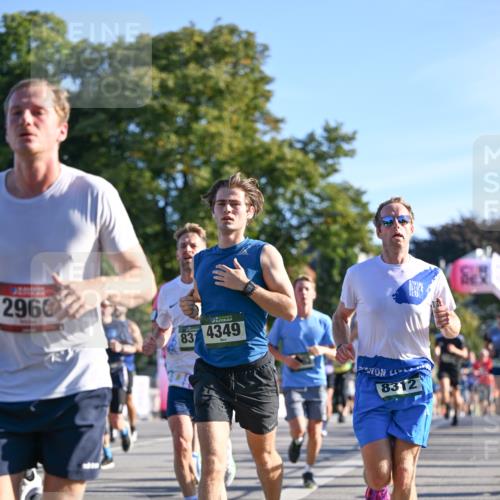 07.09.2025 - BARMER Alsterlauf Dr. Thomas Lammeyer http://msf.ph/oto/8708315 07.09.2025 09:30:23 Laufen 2960, 83, 4349, 8312 meine-sportfotos.de