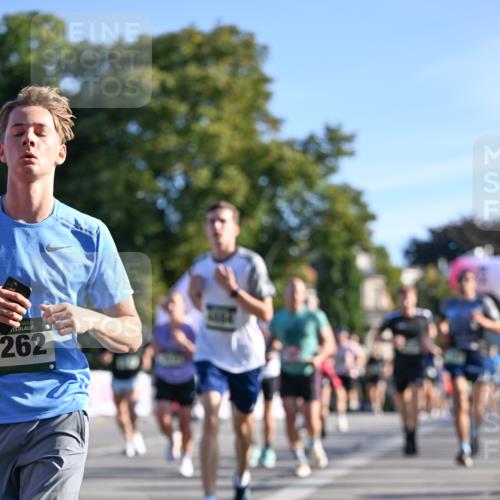 07.09.2025 - BARMER Alsterlauf Dr. Thomas Lammeyer http://msf.ph/oto/8708327 07.09.2025 09:30:25 Laufen 262 meine-sportfotos.de
