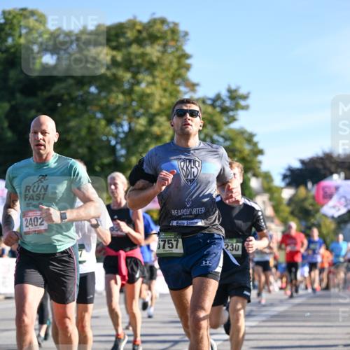 07.09.2025 - BARMER Alsterlauf Dr. Thomas Lammeyer http://msf.ph/oto/8708341 07.09.2025 09:30:28 Laufen 2402, 5757, 230 meine-sportfotos.de