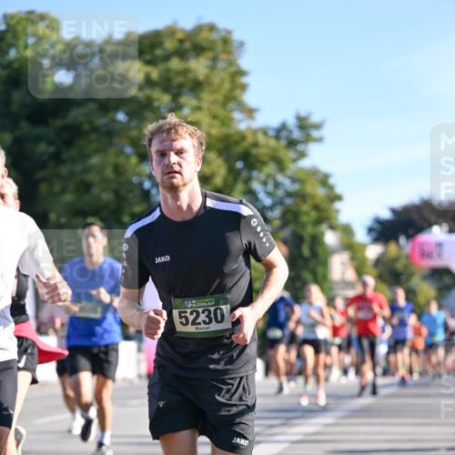 07.09.2025 - BARMER Alsterlauf Dr. Thomas Lammeyer http://msf.ph/oto/8708349 07.09.2025 09:30:29 Laufen 36, 5230 meine-sportfotos.de
