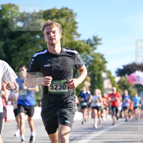 07.09.2025 - BARMER Alsterlauf Dr. Thomas Lammeyer http://msf.ph/oto/8708350 07.09.2025 09:30:29 Laufen 36, 5230 meine-sportfotos.de