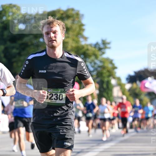 07.09.2025 - BARMER Alsterlauf Dr. Thomas Lammeyer http://msf.ph/oto/8708351 07.09.2025 09:30:29 Laufen 36, 230, 4 meine-sportfotos.de