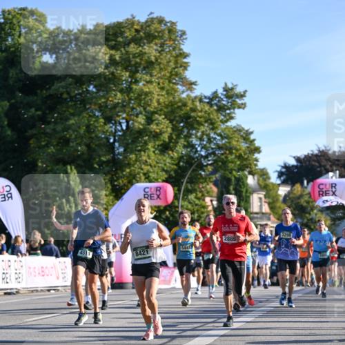 07.09.2025 - BARMER Alsterlauf Dr. Thomas Lammeyer http://msf.ph/oto/8708360 07.09.2025 09:30:32 Laufen 4517, 8421, 5441, 2889, 3299 meine-sportfotos.de