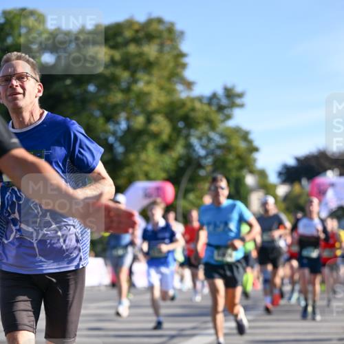 07.09.2025 - BARMER Alsterlauf Dr. Thomas Lammeyer http://msf.ph/oto/8708392 07.09.2025 09:30:37 Laufen  meine-sportfotos.de