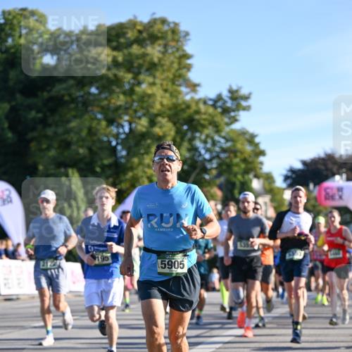 07.09.2025 - BARMER Alsterlauf Dr. Thomas Lammeyer http://msf.ph/oto/8708397 07.09.2025 09:30:38 Laufen 21227, 195, 5905 meine-sportfotos.de