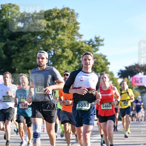 07.09.2025 - BARMER Alsterlauf Dr. Thomas Lammeyer http://msf.ph/oto/8708412 07.09.2025 09:30:40 Laufen 6233, 2545, 535, 5553, 5460 meine-sportfotos.de
