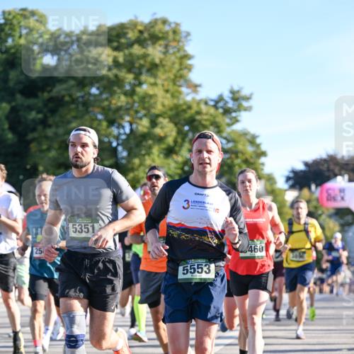 07.09.2025 - BARMER Alsterlauf Dr. Thomas Lammeyer http://msf.ph/oto/8708413 07.09.2025 09:30:40 Laufen 25, 5351, 3, 5553, 460 meine-sportfotos.de