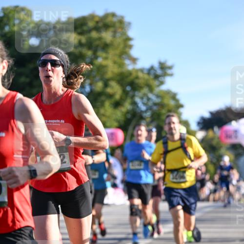 07.09.2025 - BARMER Alsterlauf Dr. Thomas Lammeyer http://msf.ph/oto/8708424 07.09.2025 09:30:42 Laufen 2 meine-sportfotos.de