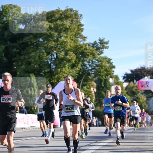 07.09.2025 - BARMER Alsterlauf Dr. Thomas Lammeyer http://msf.ph/oto/8708473 07.09.2025 09:30:51 Laufen 4835, 2900, 6061, 4420, 5740 meine-sportfotos.de