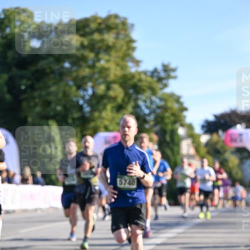 07.09.2025 - BARMER Alsterlauf Dr. Thomas Lammeyer http://msf.ph/oto/8708485 07.09.2025 09:30:53 Laufen 5740 meine-sportfotos.de