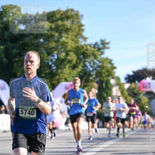 07.09.2025 - BARMER Alsterlauf Dr. Thomas Lammeyer http://msf.ph/oto/8708489 07.09.2025 09:30:54 Laufen 36, 5740 meine-sportfotos.de