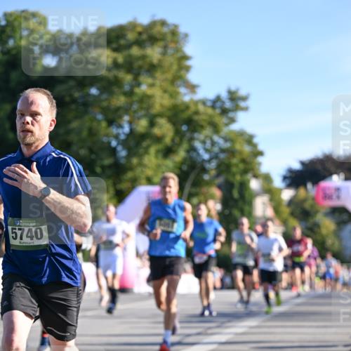 07.09.2025 - BARMER Alsterlauf Dr. Thomas Lammeyer http://msf.ph/oto/8708490 07.09.2025 09:30:54 Laufen 136, 5740 meine-sportfotos.de