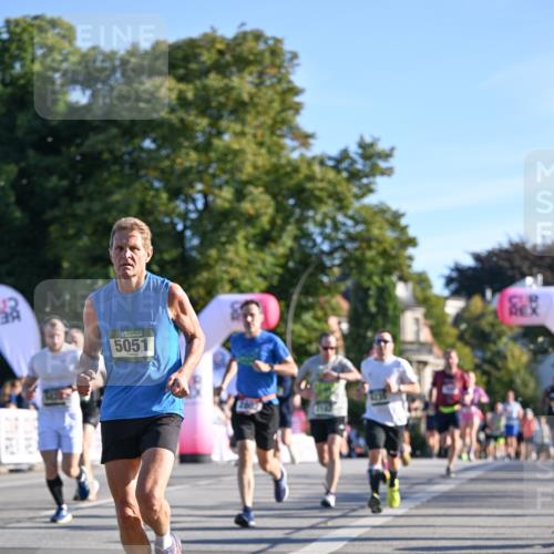 07.09.2025 - BARMER Alsterlauf Dr. Thomas Lammeyer http://msf.ph/oto/8708497 07.09.2025 09:30:55 Laufen 5051 meine-sportfotos.de