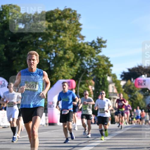 07.09.2025 - BARMER Alsterlauf Dr. Thomas Lammeyer http://msf.ph/oto/8708498 07.09.2025 09:30:55 Laufen 5051 meine-sportfotos.de