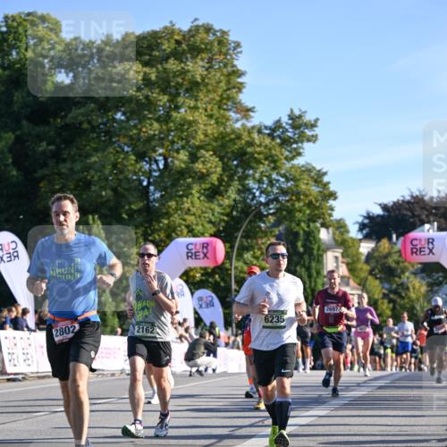 07.09.2025 - BARMER Alsterlauf Dr. Thomas Lammeyer http://msf.ph/oto/8708507 07.09.2025 09:30:57 Laufen 23999, 2802, 2162, 6235, 2697 meine-sportfotos.de