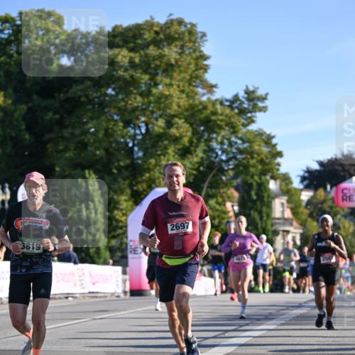 07.09.2025 - BARMER Alsterlauf Dr. Thomas Lammeyer http://msf.ph/oto/8708521 07.09.2025 09:31:00 Laufen 3819, 2697, 250 meine-sportfotos.de