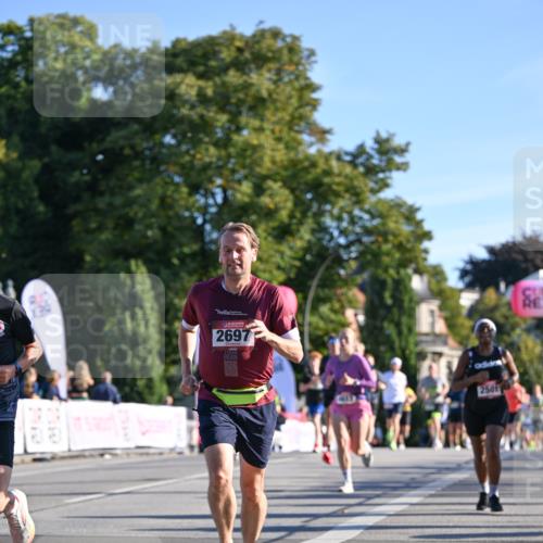 07.09.2025 - BARMER Alsterlauf Dr. Thomas Lammeyer http://msf.ph/oto/8708524 07.09.2025 09:31:01 Laufen 2697, 2501 meine-sportfotos.de