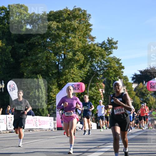 07.09.2025 - BARMER Alsterlauf Dr. Thomas Lammeyer http://msf.ph/oto/8708535 07.09.2025 09:31:03 Laufen 8240, 4613, 5945, 2501 meine-sportfotos.de