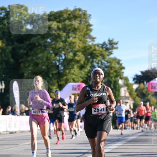 07.09.2025 - BARMER Alsterlauf Dr. Thomas Lammeyer http://msf.ph/oto/8708540 07.09.2025 09:31:04 Laufen 4613, 2501 meine-sportfotos.de