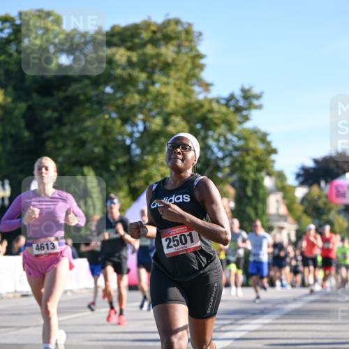 07.09.2025 - BARMER Alsterlauf Dr. Thomas Lammeyer http://msf.ph/oto/8708543 07.09.2025 09:31:04 Laufen 4613, 2501 meine-sportfotos.de