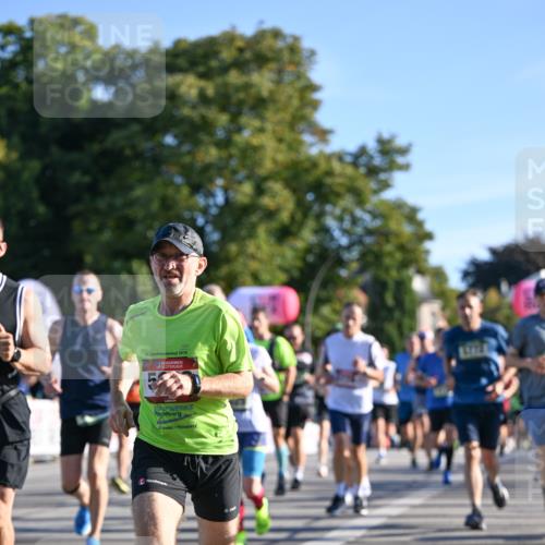 07.09.2025 - BARMER Alsterlauf Dr. Thomas Lammeyer http://msf.ph/oto/8708599 07.09.2025 09:31:14 Laufen 24, 2018, 136 meine-sportfotos.de
