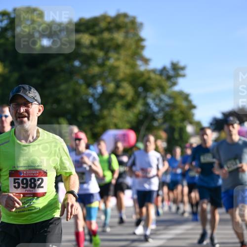 07.09.2025 - BARMER Alsterlauf Dr. Thomas Lammeyer http://msf.ph/oto/8708603 07.09.2025 09:31:14 Laufen 24, 2018, 36, 5982 meine-sportfotos.de