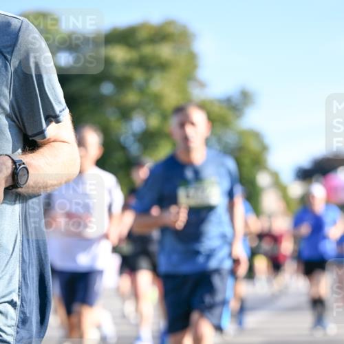 07.09.2025 - BARMER Alsterlauf Dr. Thomas Lammeyer http://msf.ph/oto/8708615 07.09.2025 09:31:16 Laufen  meine-sportfotos.de