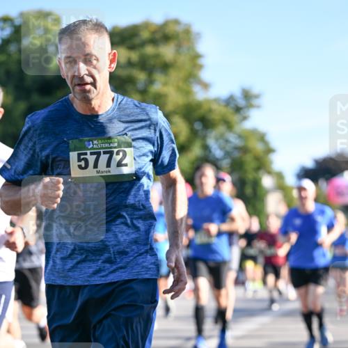 07.09.2025 - BARMER Alsterlauf Dr. Thomas Lammeyer http://msf.ph/oto/8708620 07.09.2025 09:31:17 Laufen 36, 5772 meine-sportfotos.de