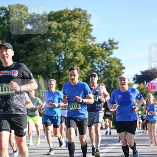 07.09.2025 - BARMER Alsterlauf Dr. Thomas Lammeyer http://msf.ph/oto/8708622 07.09.2025 09:31:18 Laufen 8419, 41164, 279, 3030, 5710, 18, 2165 meine-sportfotos.de