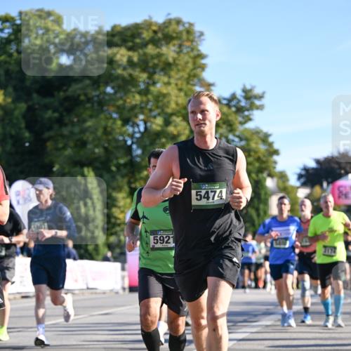 07.09.2025 - BARMER Alsterlauf Dr. Thomas Lammeyer http://msf.ph/oto/8708657 07.09.2025 09:31:24 Laufen 5921, 5474, 2174 meine-sportfotos.de