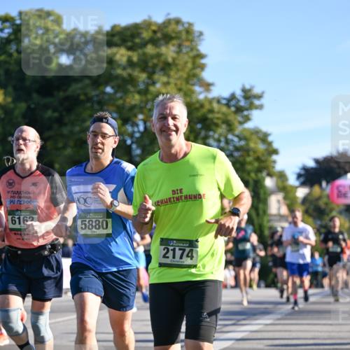 07.09.2025 - BARMER Alsterlauf Dr. Thomas Lammeyer http://msf.ph/oto/8708678 07.09.2025 09:31:27 Laufen 6162, 5880, 16, 2174 meine-sportfotos.de