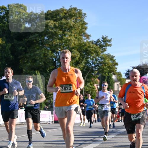 07.09.2025 - BARMER Alsterlauf Dr. Thomas Lammeyer http://msf.ph/oto/8708733 07.09.2025 09:31:36 Laufen 4103, 8200, 3623, 3749, 64, 2365 meine-sportfotos.de